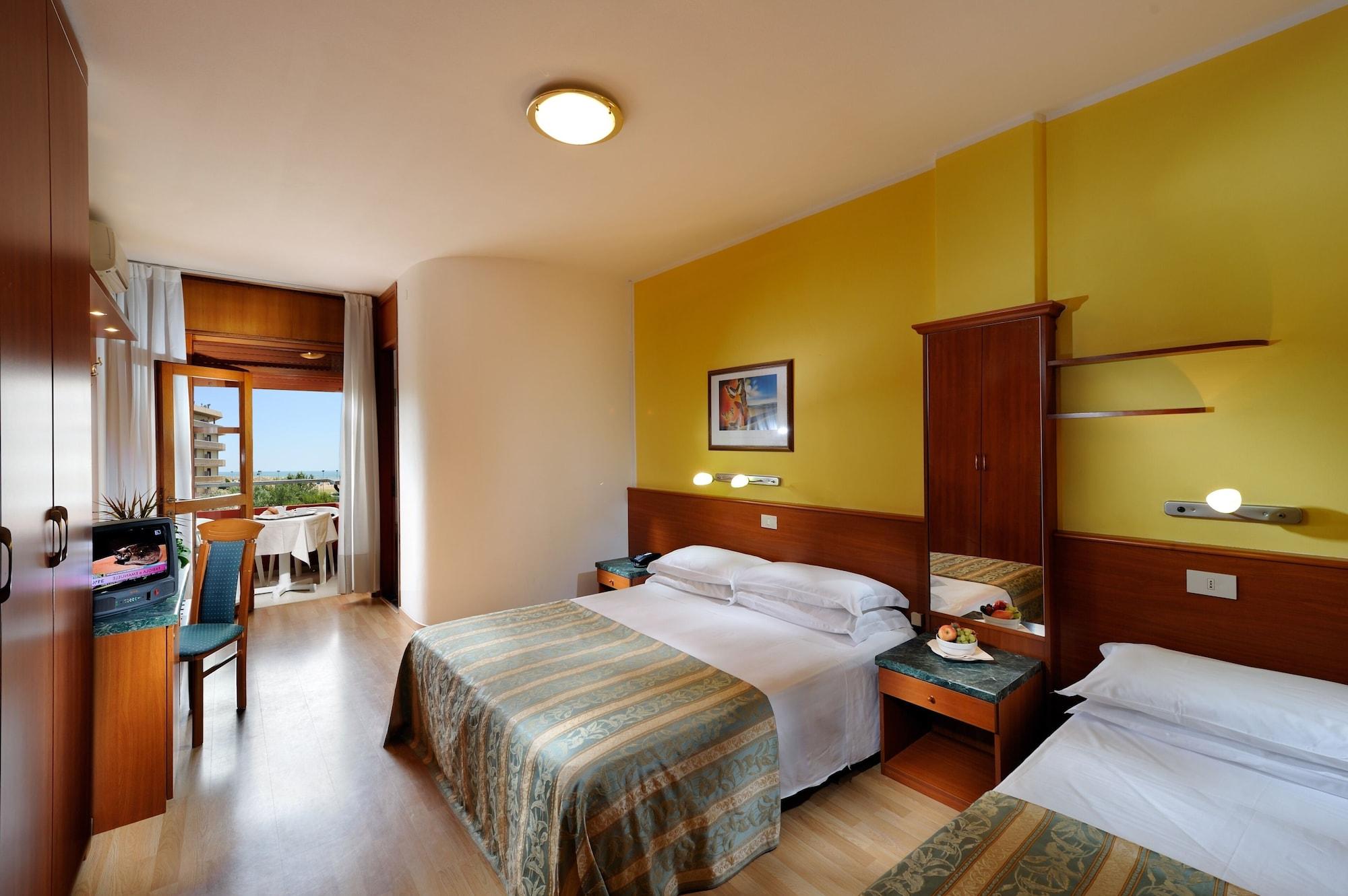 Hotel Bembo Бибионе Экстерьер фото
