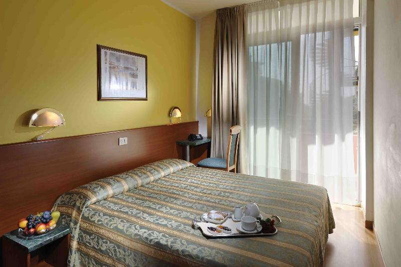 Hotel Bembo Бибионе Экстерьер фото